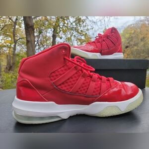 NIKE Jordan Max Aura Men's 10.5